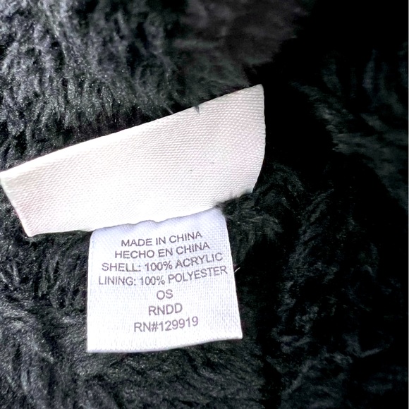 LEVI’S, BEANIE SET,2 WARM BEANIES,NAVY BLUE W/PATTERN & GREY,100%ACRYLIC, UNUSEX - Picture 13 of 16